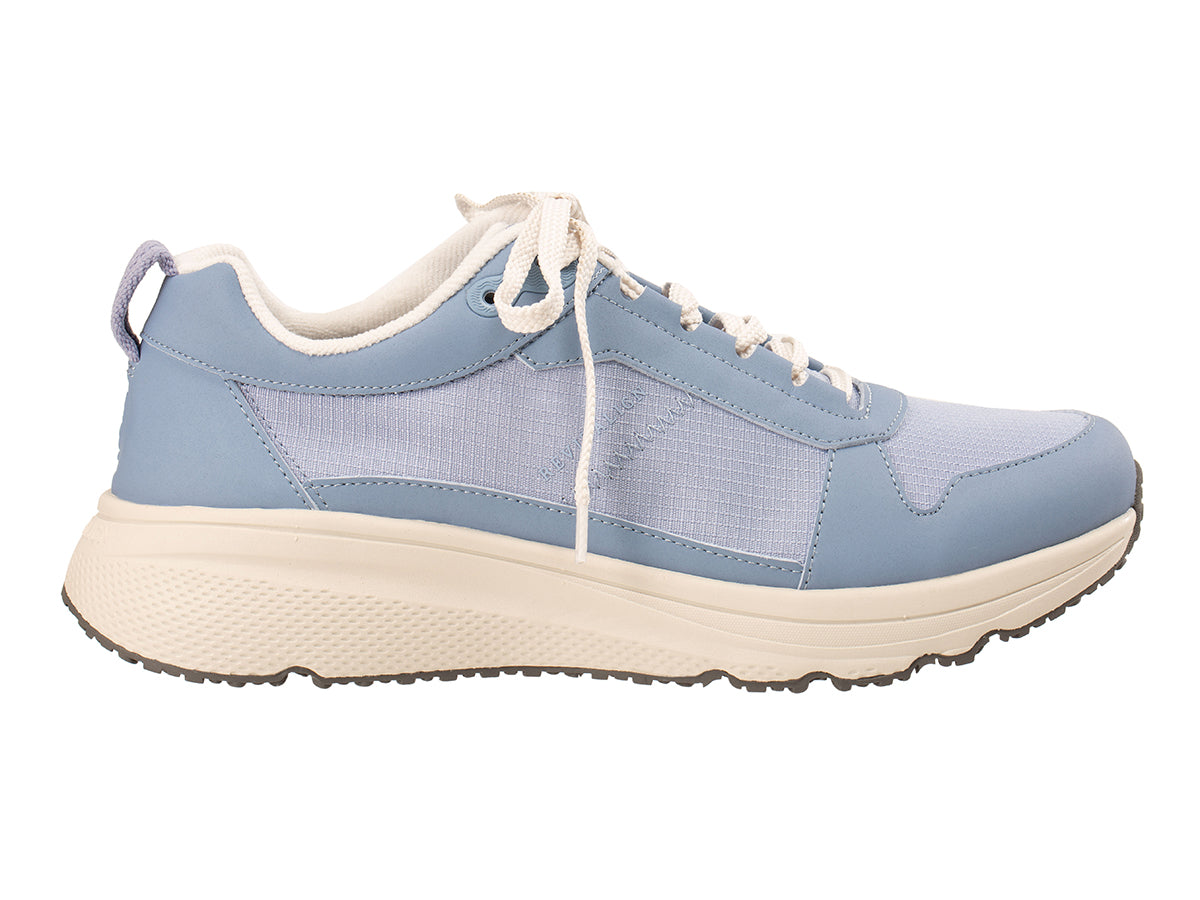 Selene Sneaker